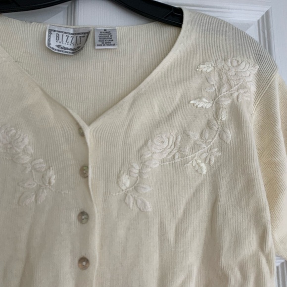 Vintage Short Sleeve Embroidered Cardigan - Picture 2 of 7